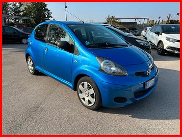 Toyota Aygo 1.0 12V VVT-i 5 porte Sol Connect