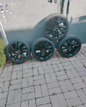 gomme estive complete di cerchi in lega 