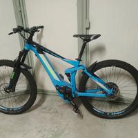 mtb elettrica Cube 140 pro