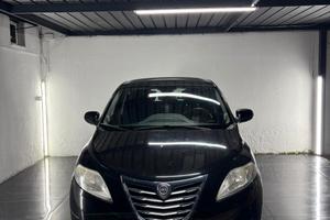 Lancia Ypsilon 1.3 mltj gold