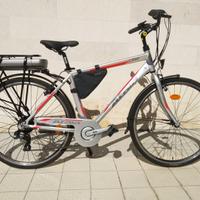 Atala E-RUN 500 518Wh