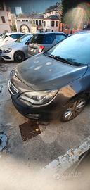 Opel astra j 2011