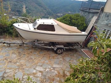 Barca Pilotina con motore
