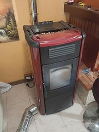 Stufa a Pellet La Nordica-Extraflame Viviana Evo