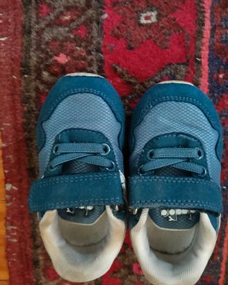 tre paia di scarpe bimbo