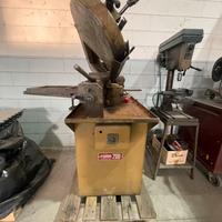 Attrezzatura per saldare