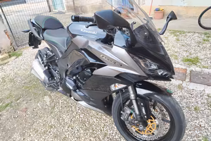 Kawasaki z 1000 sx km 57500 del 2017