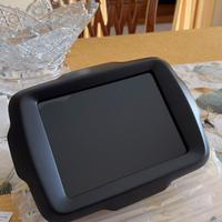 Stereo Jeep Renegade 8.4” + retrocamera