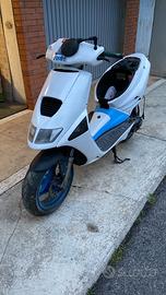 aprilia sr 50