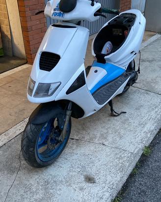 aprilia sr 50