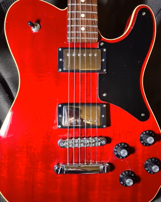 Fender Troublemaker TELECASTER MIJ limited edition