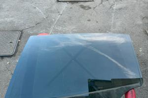 Vetro posteriore sinistro Stelvio