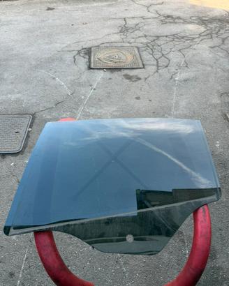 Vetro posteriore sinistro Stelvio