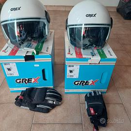 Caschi e guanti