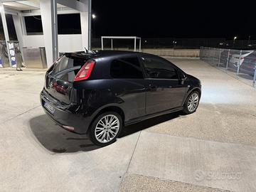 Punto evo sport