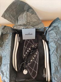  Hogan H222 Duck Mountain