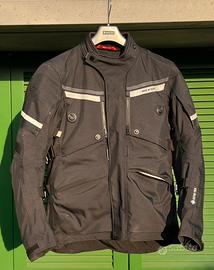 Completo moto Revit laminato