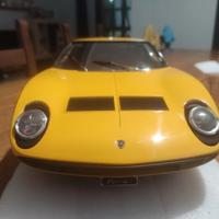 LAMBORGHINI MIURA SCALA 1:8 HACHETTE