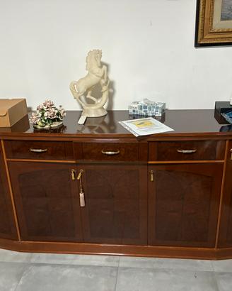 Credenza