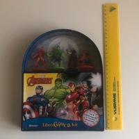 Libro-gioca-kit avengers