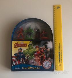 Libro-gioca-kit avengers