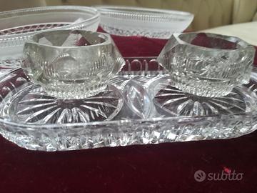 Set contenitori in vetro per aperitivo con vassoio