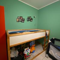 Cameretta Ikea letto e armadio