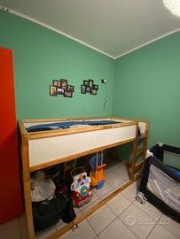 Cameretta Ikea letto e armadio