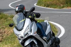SUZUKI BURGMAN 400 ABS