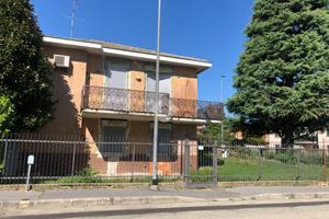 VILLA SINGOLA A CORBETTA