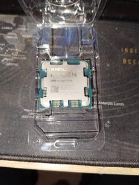 AMD RYZEN 7 7700