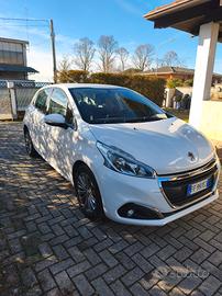 Peugeot 208 1.2 benzina 