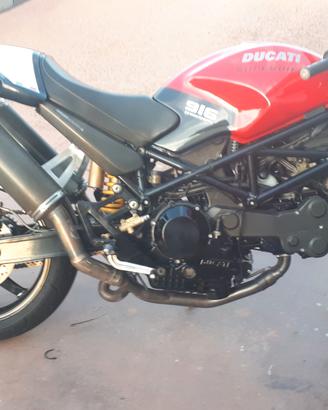 ducati Monster s4