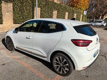 Renault Clio 1.0 tce Techno 90cv - In garanzia