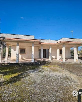VILLA CASTELLI_Villa con terreno