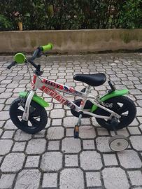 bicicletta con rotelle