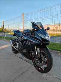 Suzuki GSX R 600 k9 yoshimura 