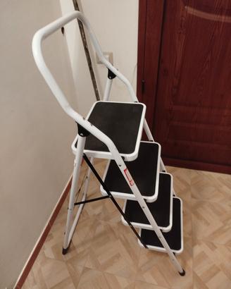 scaletta quattro gradini 