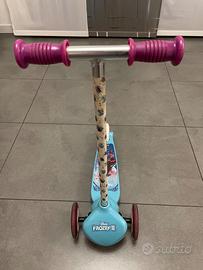 Monopattino bambini Frozen 2 Smoby – con sterzo