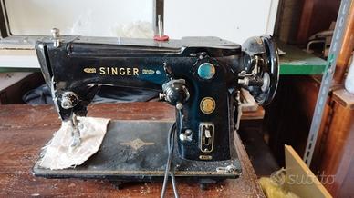 Macchina da cucire modello SINGER modificata