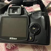 Macchina fotografica nikon d40