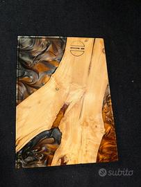 Tagliere decorativo legno e resina bronzo