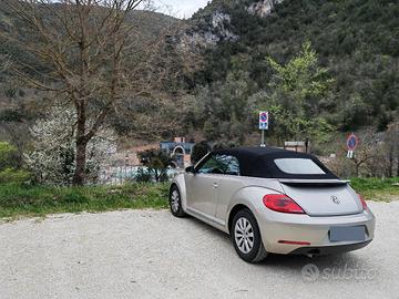 Volkswagen Maggiolino Cabrio 2.0 TDI 110cv