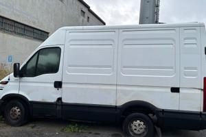 Vendita furgone Iveco 35/29