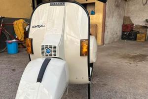 Vespa px125e