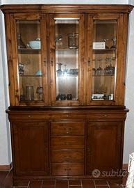 Vetrina in legno base + alzata con ante in vetro