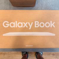 Samsung Galaxy Book4 - i3 256SSD