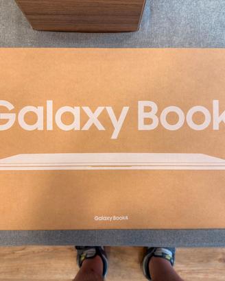 Samsung Galaxy Book4 - i3 256SSD