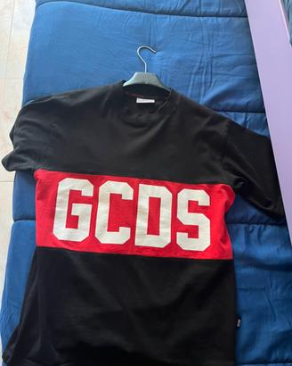 T-Shirt GCDS