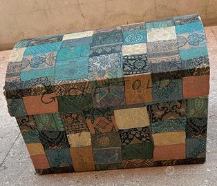 bauletto di cartone rigido rivestito in carta